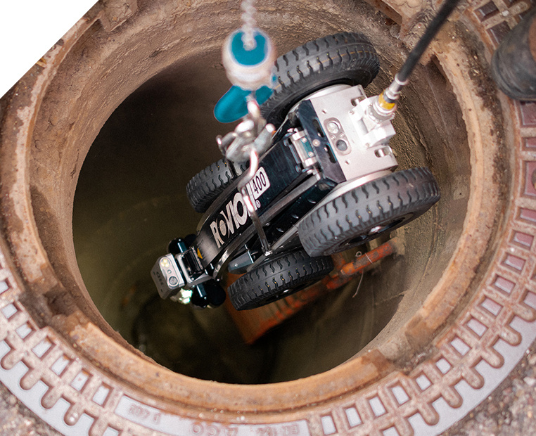 crawler_rx400_send_down_manhole